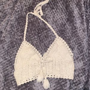 Kendall & Kylie crotchet top